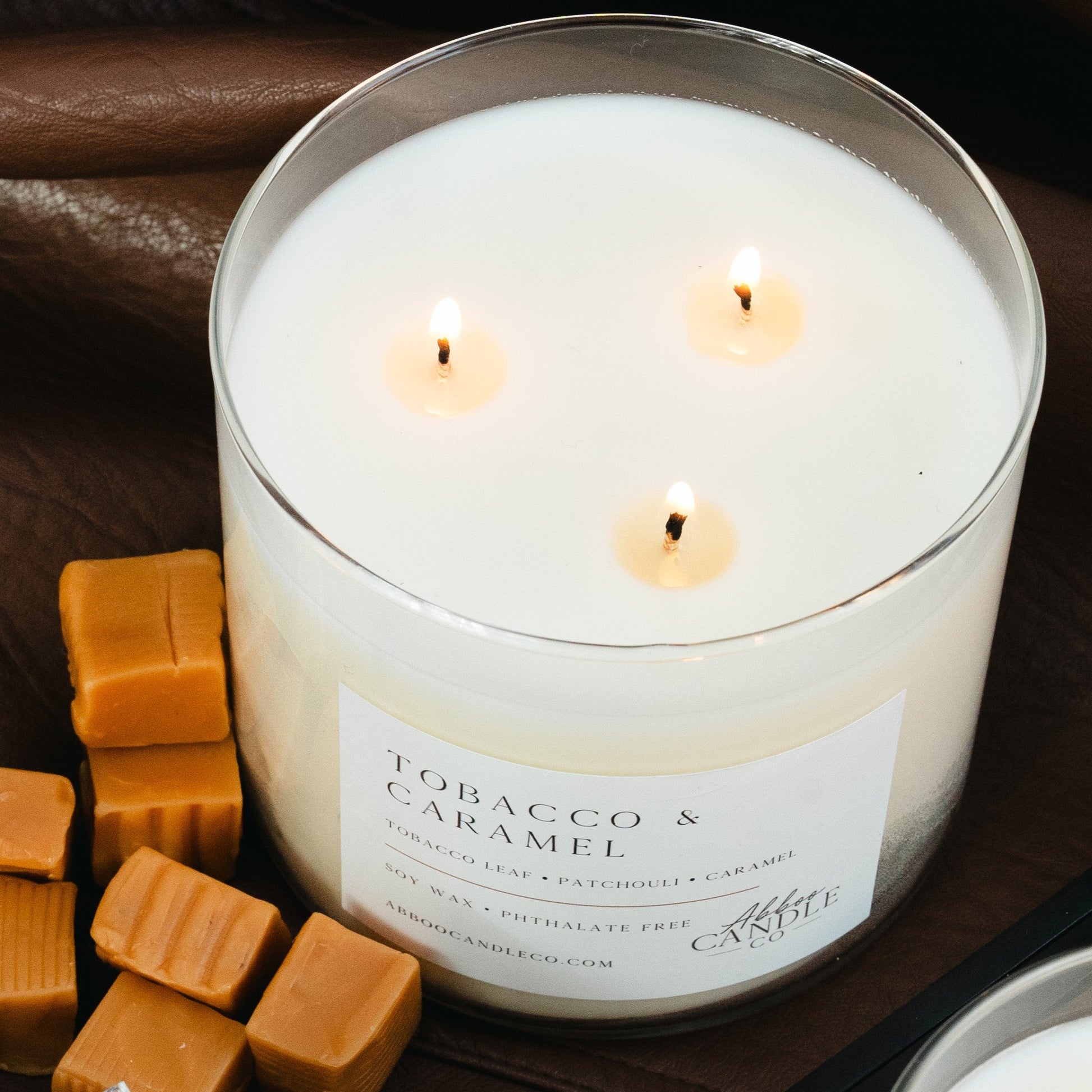 Tobacco and Caramel 3-Wick Soy Candle - Abboo Candle Co® Wholesale